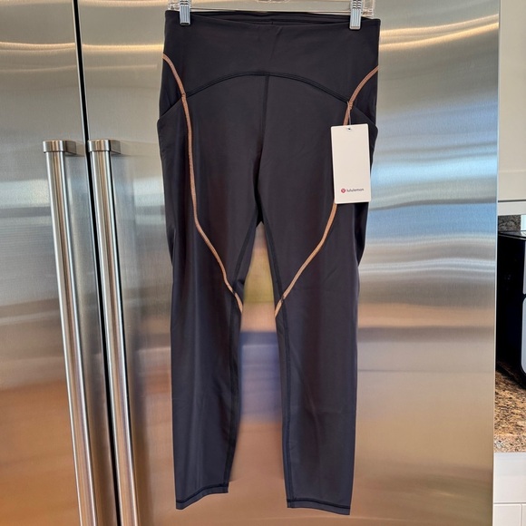 NWT Lululemon Power Thru Legging x Barry’s Tights in Black Orange colour seam​